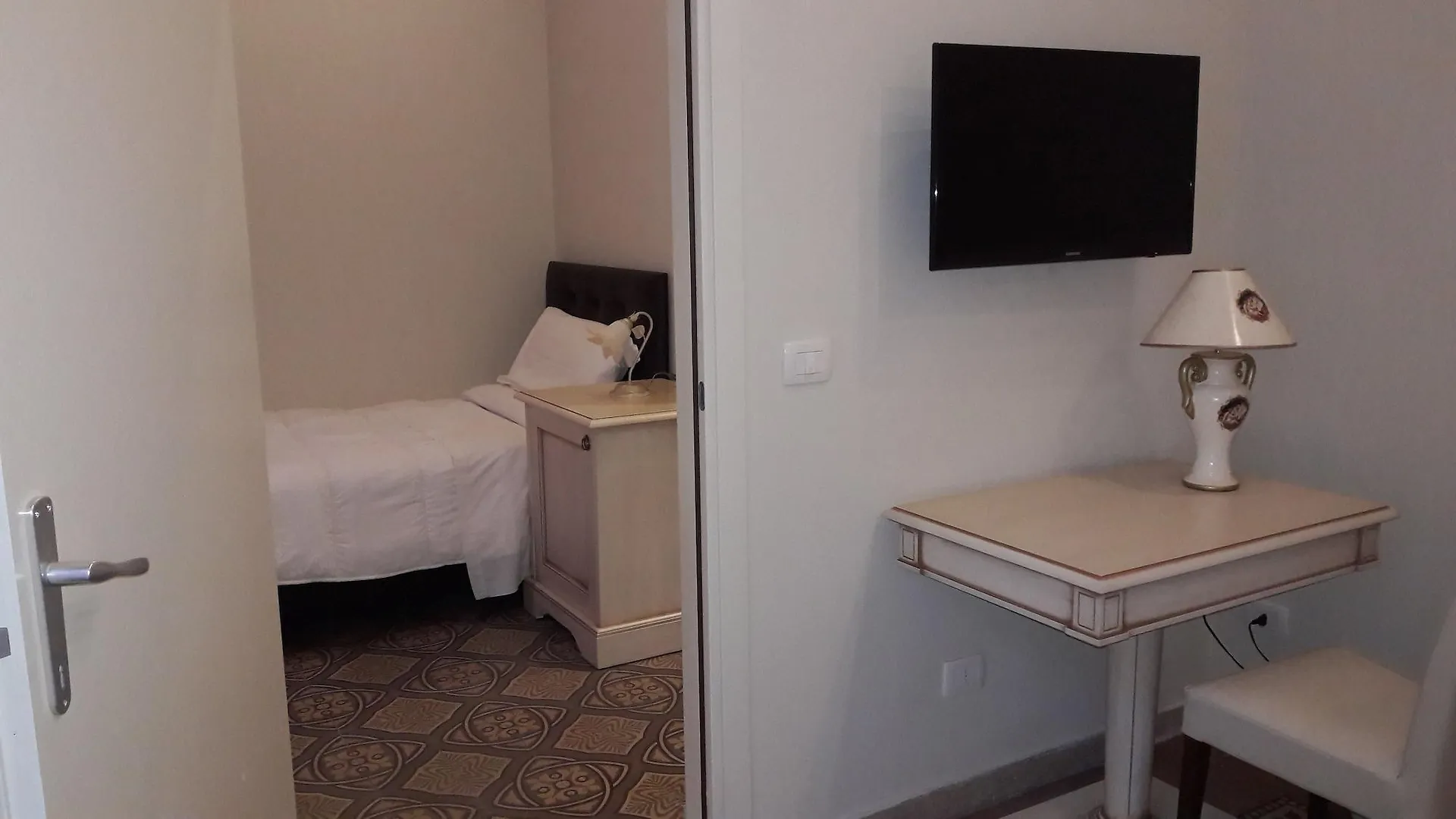 Umberto House Catania Hotel
