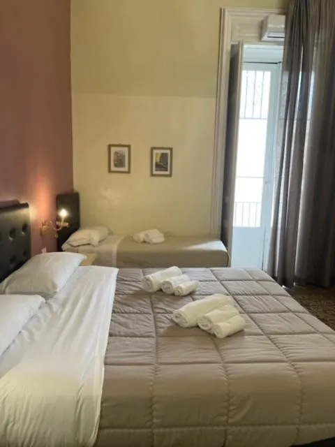 Umberto House Catania Hotel